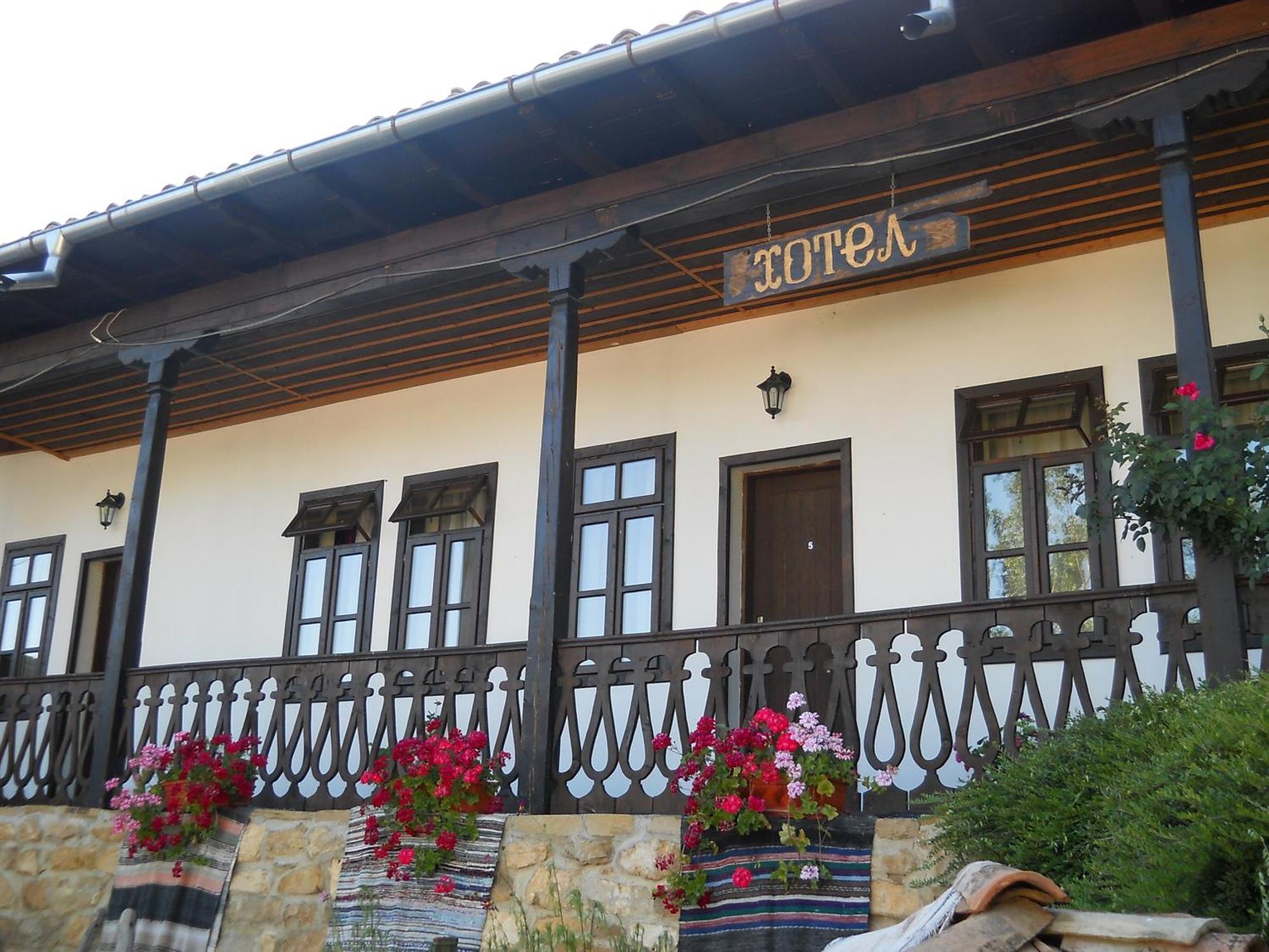 Complex Cherni Vrah Cherni Vrŭkh Exterior photo